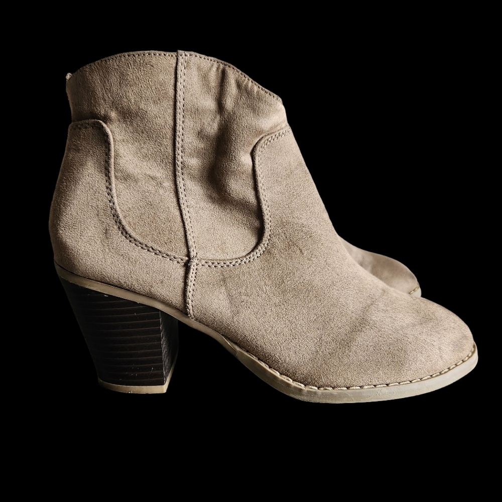 Old Navy Womens Gray Taupe Block Heel Western Ankle Boot Booties Size 10